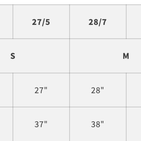 Vervet NWT High Rise Light Wash Distressed Straight Jeans, 100% Cotton - Picture 5 of 9